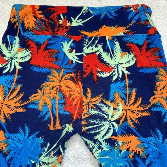 LuLaroe Palm Trees Leggings. OS - Picture 5 of 7